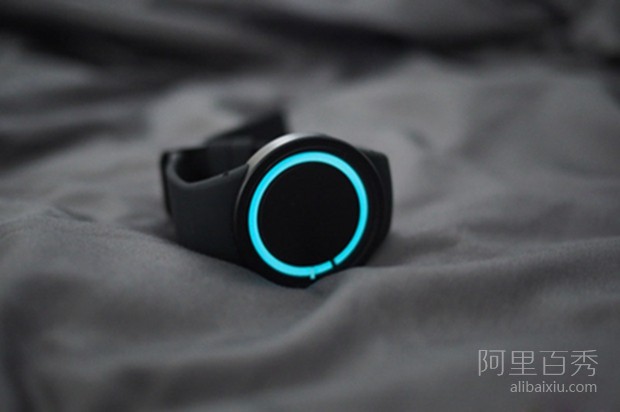 暗夜发出霓虹蓝光的ZIIIRO Eclipse手表,简约又时尚--置顶表情